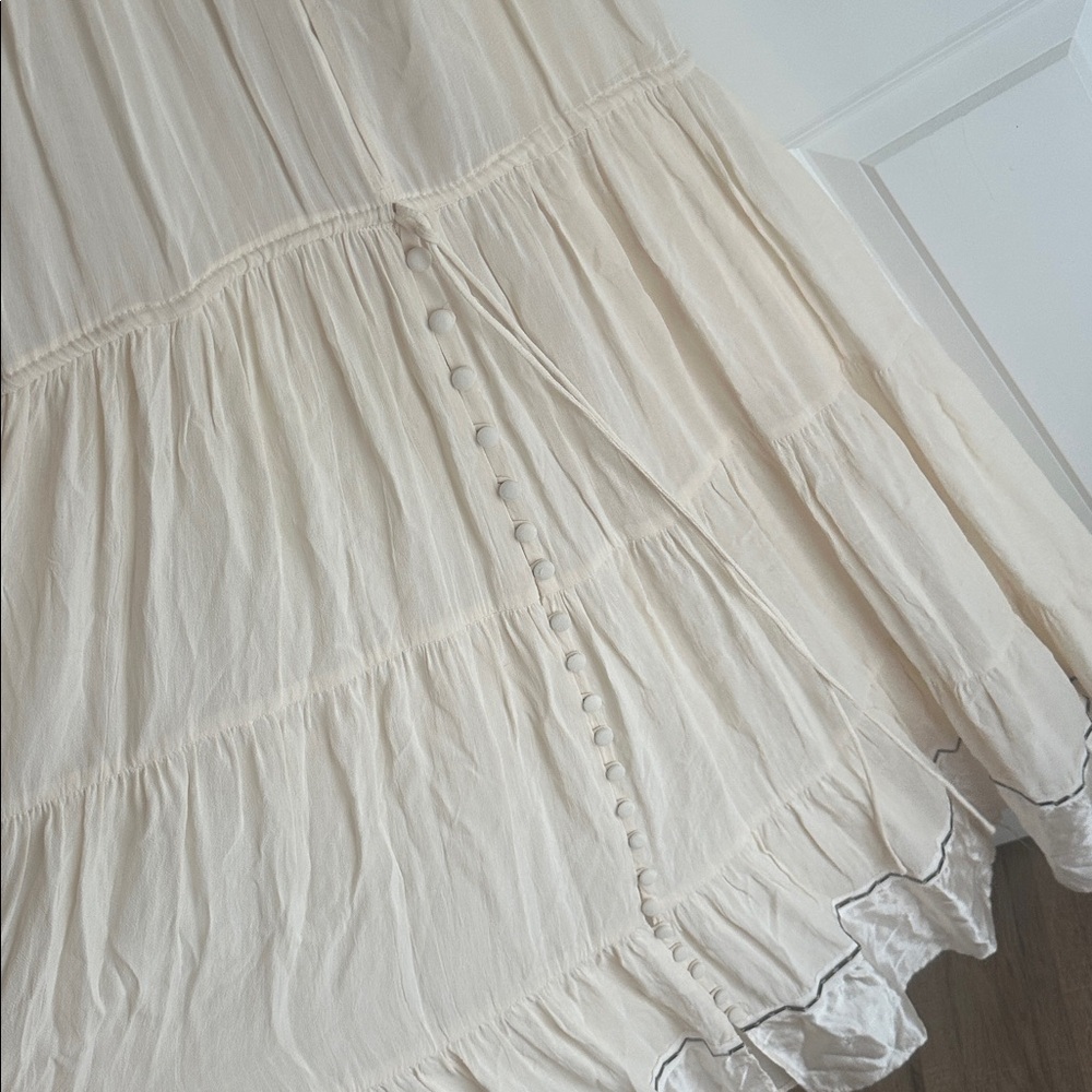 Zara collection 2023 Slip Dress
Cream Maxi Dress
Zara studio - Picture 15 of 16
